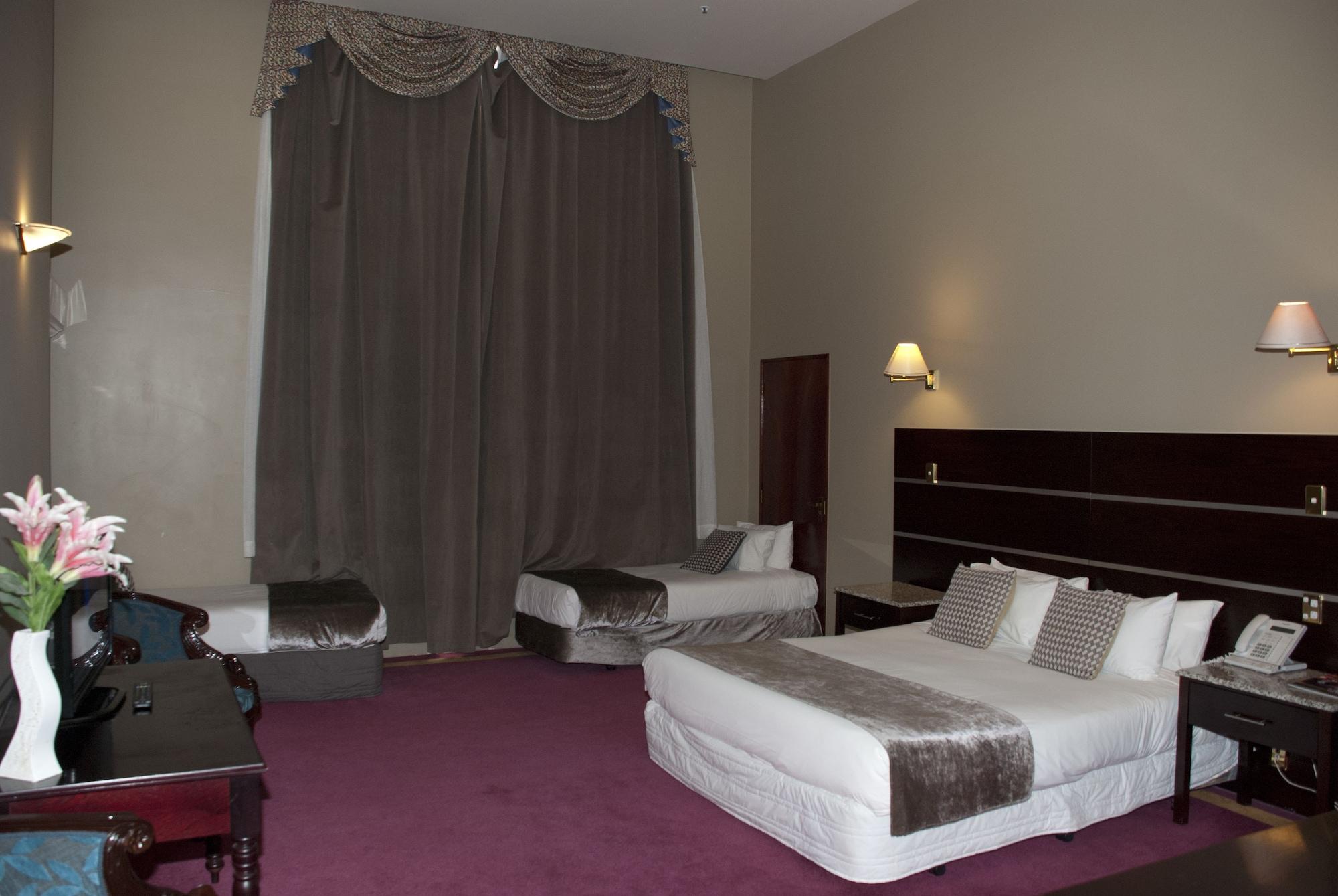 Vr Hamilton Otel Dış mekan fotoğraf